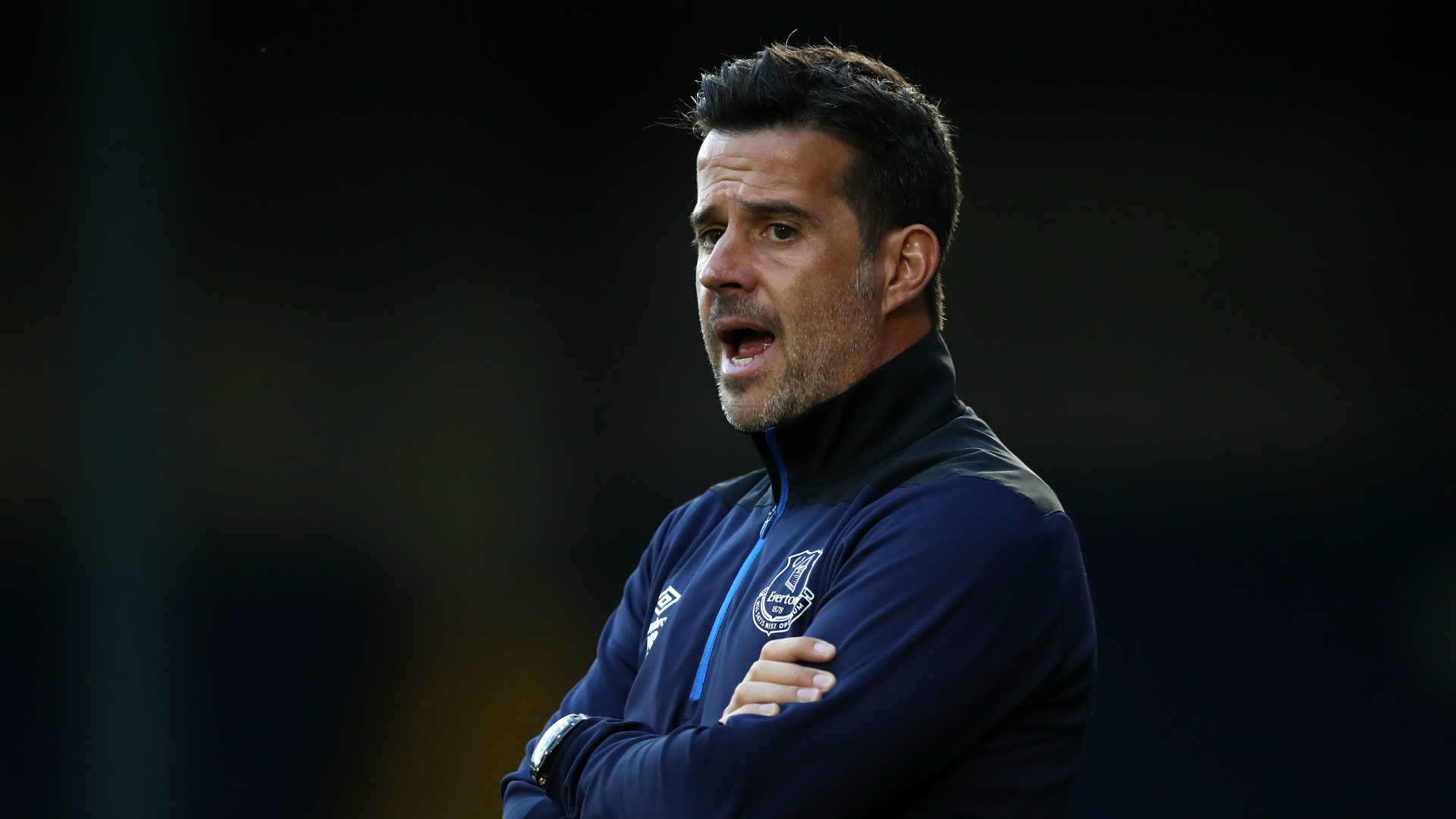 場了幾乎全 場了幾乎全