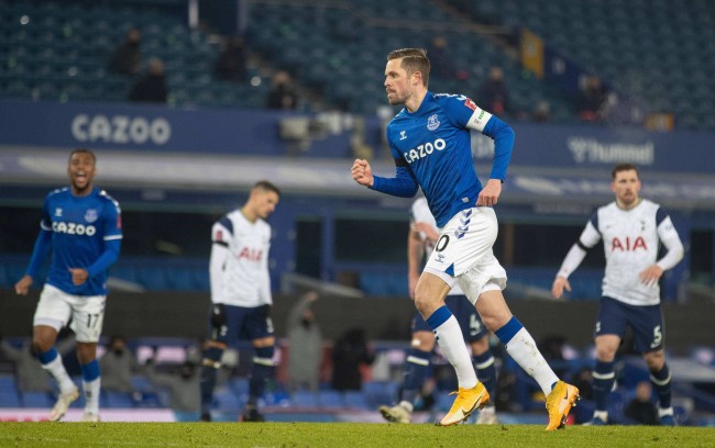 整个西部乃 整个西部乃